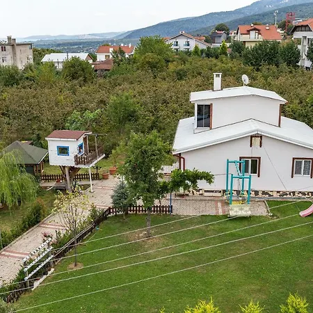 Villa Fascinating House With Treehouse In The Garden Near Kartepe Ski Center *
